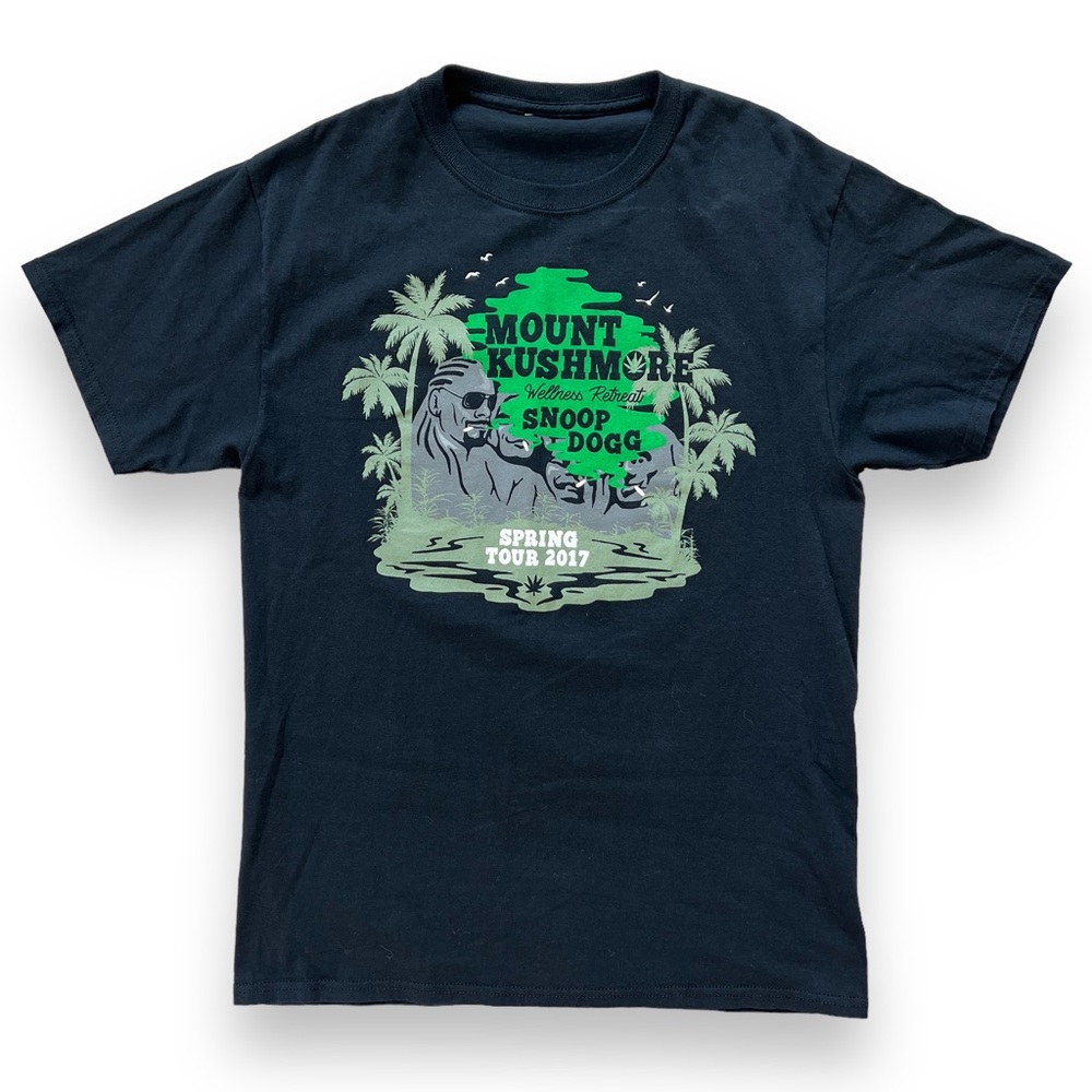 Snoop Dogg Black Spring 2017 Mount Kushmore Wellness Retreat Tour Shirt